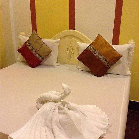 Chang Hotel Chiang Mai Bagian luar foto